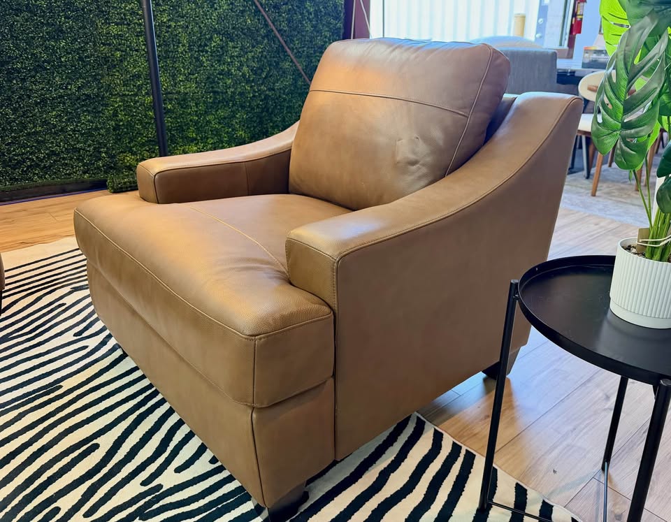 Merona 3-Piece Leather Set
